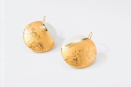 Ilse Collectie goud rond porseleinen oorhangers