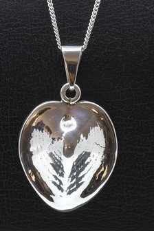 Zilveren Schelp groot hartvorm ketting hanger