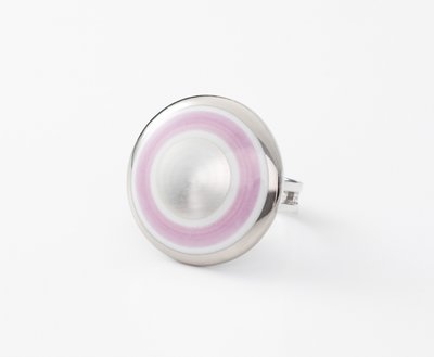 Maan Collectie roze en zilver rond porseleinen ring
