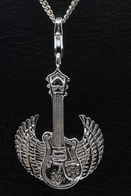 Zilveren Gevleugelde gitaar hanger en/of bedel