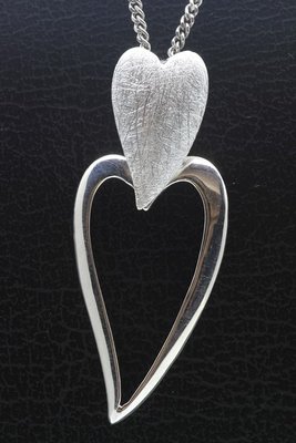 Zilveren Hart dubbel mat-glans beweegbaar ketting hanger