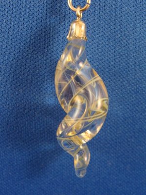 Parfum ketting hanger Knot in glas handgeblazen