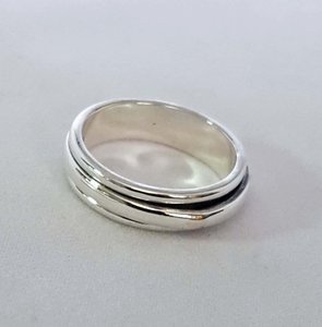 Zilveren Ring met smalle losse binnering