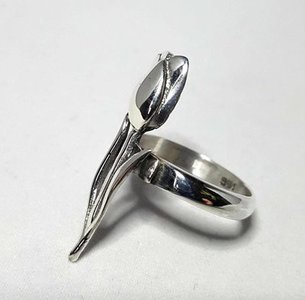 Zilveren Ring met tulp