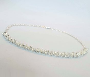 Zilveren design halsketting met kleine blaadjes 45 cm
